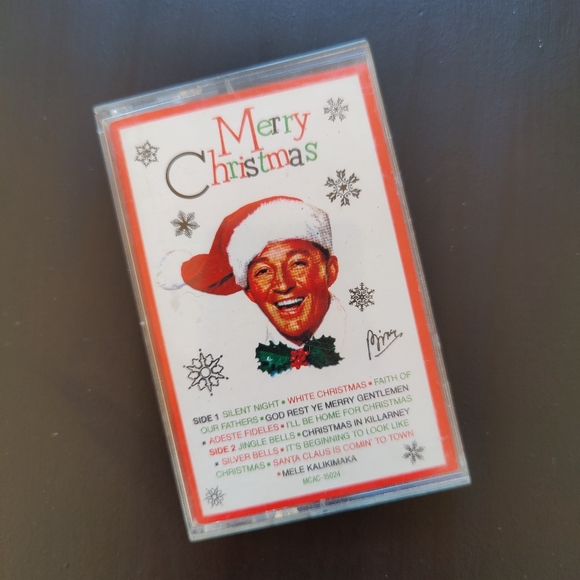 3 Christmas 🎄 🎁 Themed Cassettes with old favorites - Picture 8 of 9